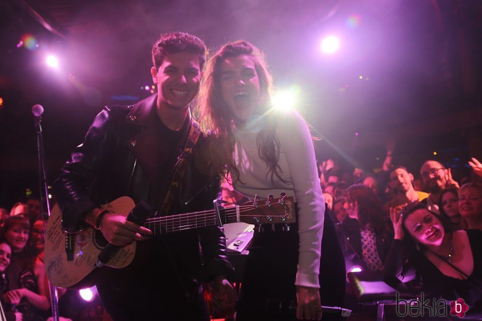 Alfred y Amaia en el Café de París de Londres