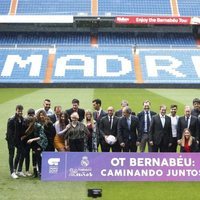 Los participantes de 'Operación triunfo 2017' en el Estadio Santiago Bernabéu