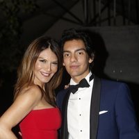 Ivonne Reyes y su hijo Alejandro Reyes en la celebración de su 18 cumpleaños