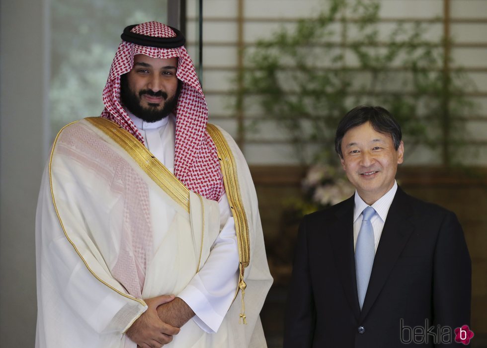 El Príncipe Mohamed bin Salman de Arabia Saudí con el Príncipe Naruhito de Japón