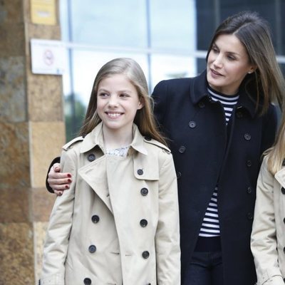 Los Reyes Felipe y Letizia, la Reina Sofía, la Princesa Leonor y la Infanta Sofía visitan al Rey Juan Carlos en el hospital