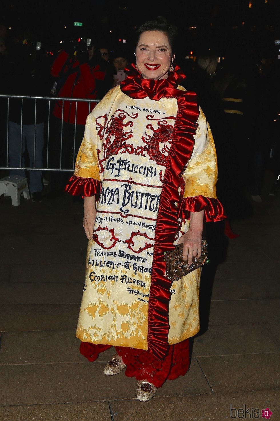 Isabella Rossellini en un desfile de Dolce & Gabbana en Nueva York