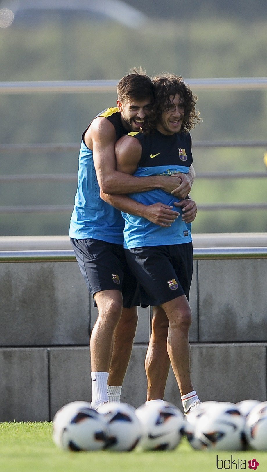 Carles Puyol y Piqué en un entrenamiento del FC Barcelona