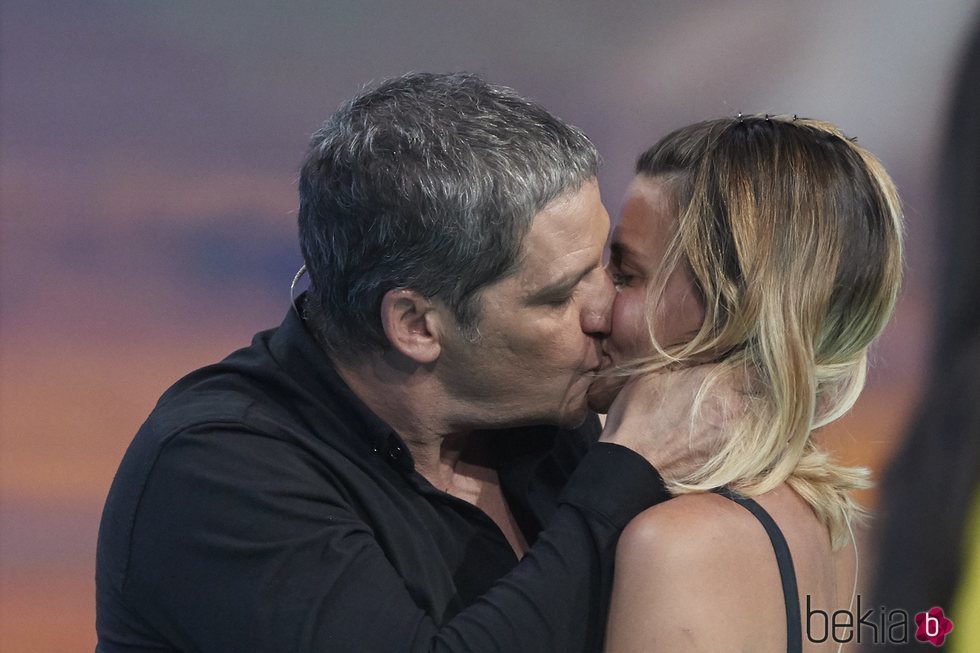 Reencuentro entre María Lapiedra y Gustavo González en la Gala 5 de 'Supervvivientes 2018'