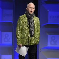 Ryan Murphy en los GLAAD Awards de 2018