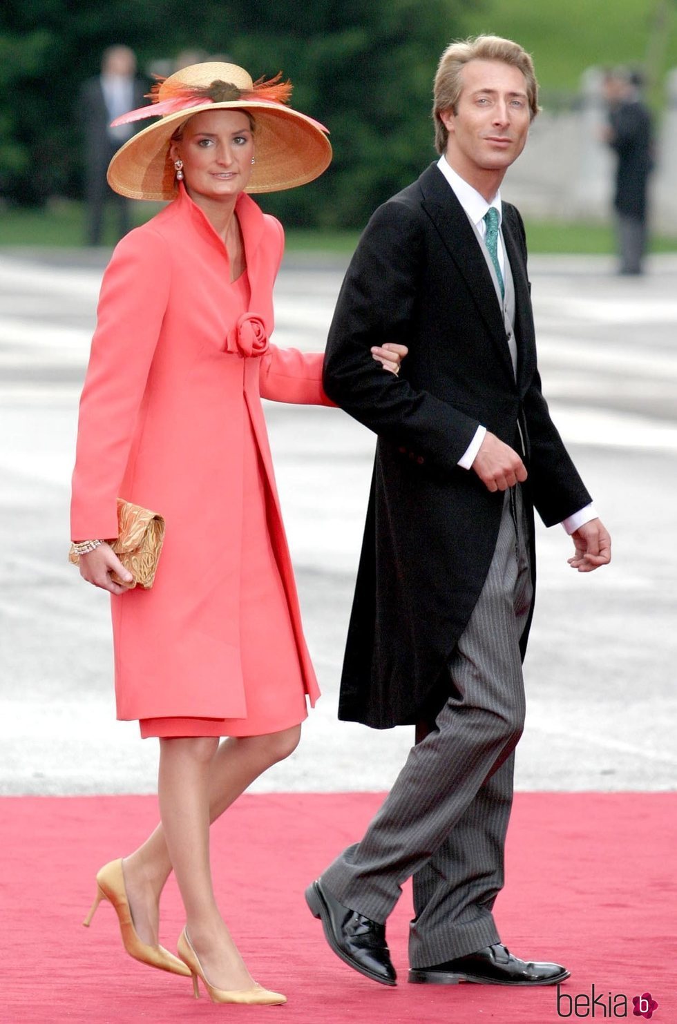 Alfonso y María Zurita de Borbón en la boda de los Reyes Felipe y Letizia