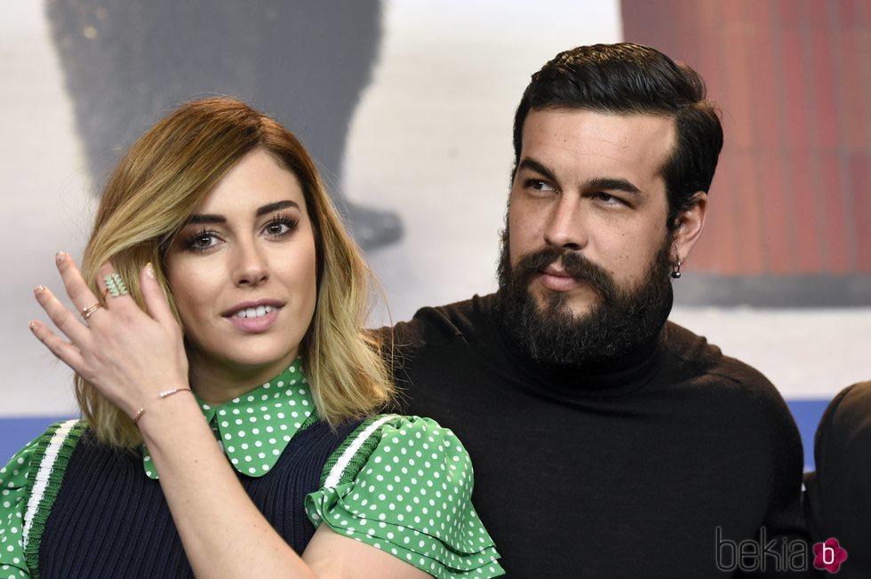 Blanca Suárez y Mario Casas en la presentación de 'El Bar'