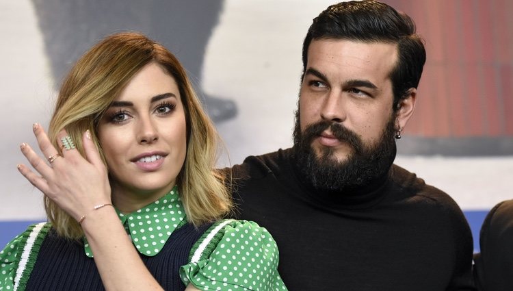 Blanca Suárez y Mario Casas en la presentación de 'El Bar'