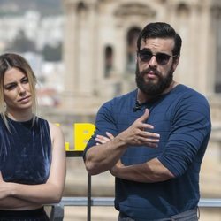 Mario Casas y Blanca Suárez en la presentación de la película 'El Bar'