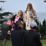 Nicole Kidman y Reese Whiterspoon divirtiéndose en el rodaje de 'Big Little Lies'