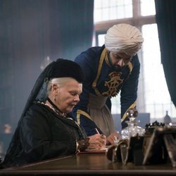 Judi Dench en una escena de la película 'Victoria y Abdul'