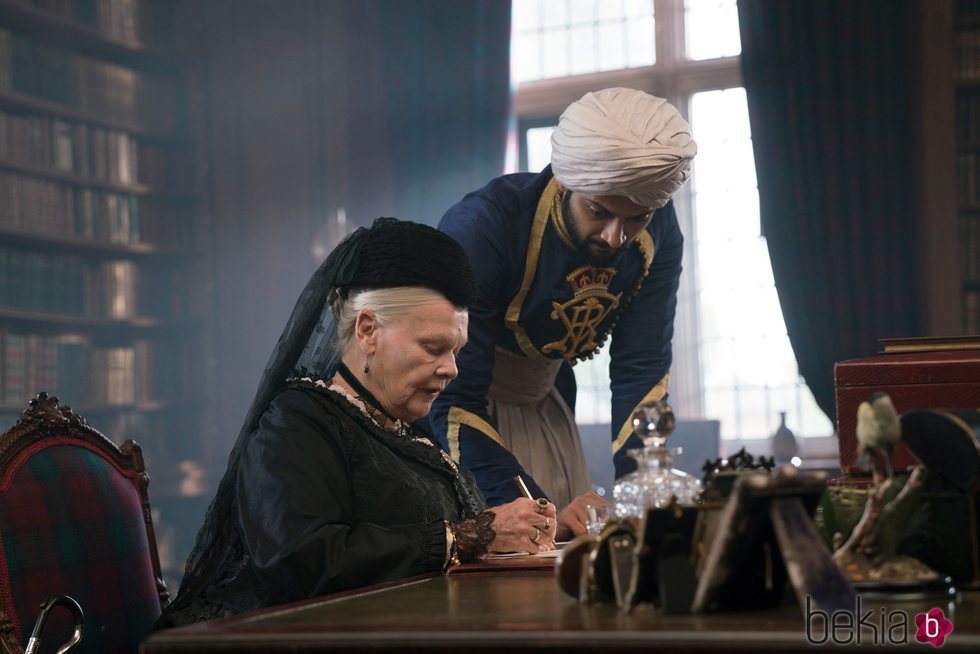 Judi Dench en una escena de la película 'Victoria y Abdul'