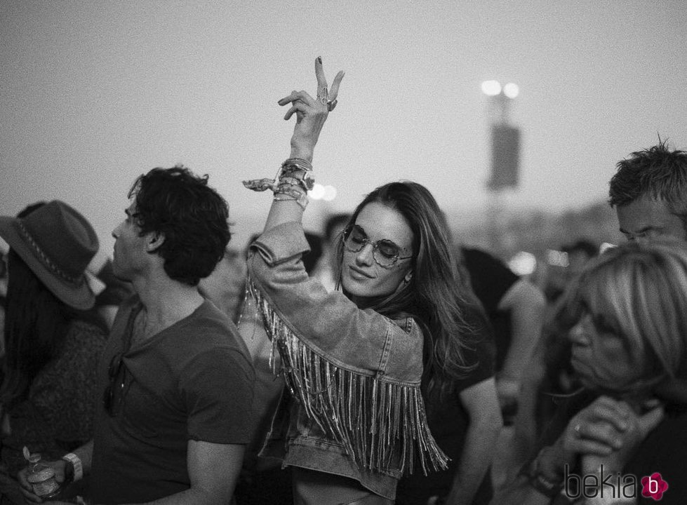 Alessandra Ambrosio en el Coachella 2018