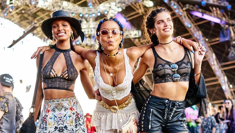 Jasmine Tookes, Lais Ribeiro y Sara Sampaio durante el Coachella 2018