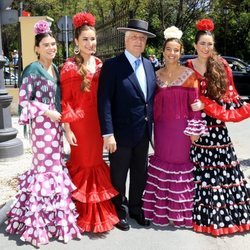 El Duque de Alba rodeado de mujeres flamencas