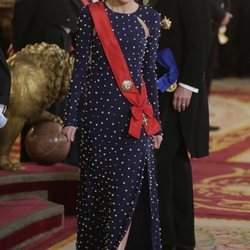 La Reina Letizia en la cena de gala al presidente de Portugal, Marcelo Rebelo de Sousa