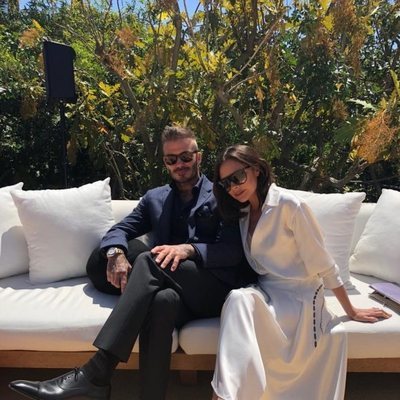 Los Beckham felicitan a Victoria por su 44 cumpleaños