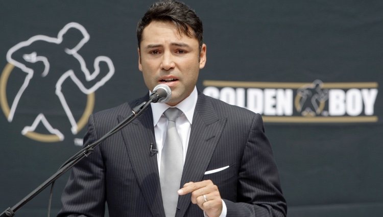 Óscar de la Hoya anunció en 2009 que se retiraría