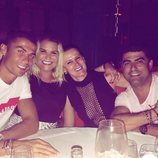 Los hermanos Elma, Hugo, Katia y Cristiano Ronaldo Aveiro posando muy sonrientes