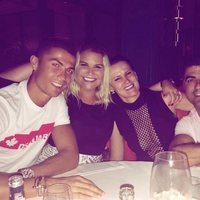 Los hermanos Elma, Hugo, Katia y Cristiano Ronaldo Aveiro posando muy sonrientes