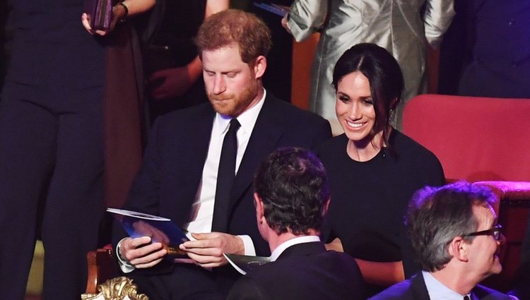 El Príncipe Harry y Meghan Markle durante el concierto del 92 cumpleaños de la Reina