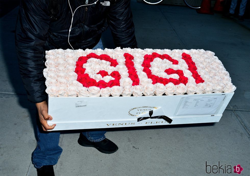 Flores decorativas del 23 cumpleaños de Gigi Hadid