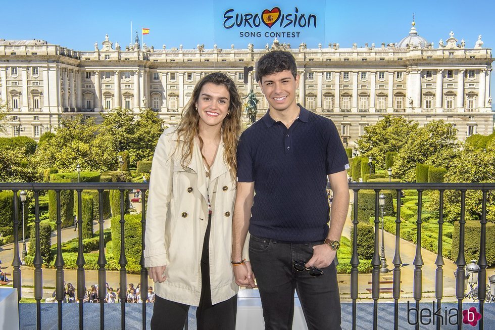 Amaia y Alfred en su último acto antes de Eurovisión 2018