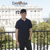 Alfred en el evento de despedida antes de Eurovisión 2018