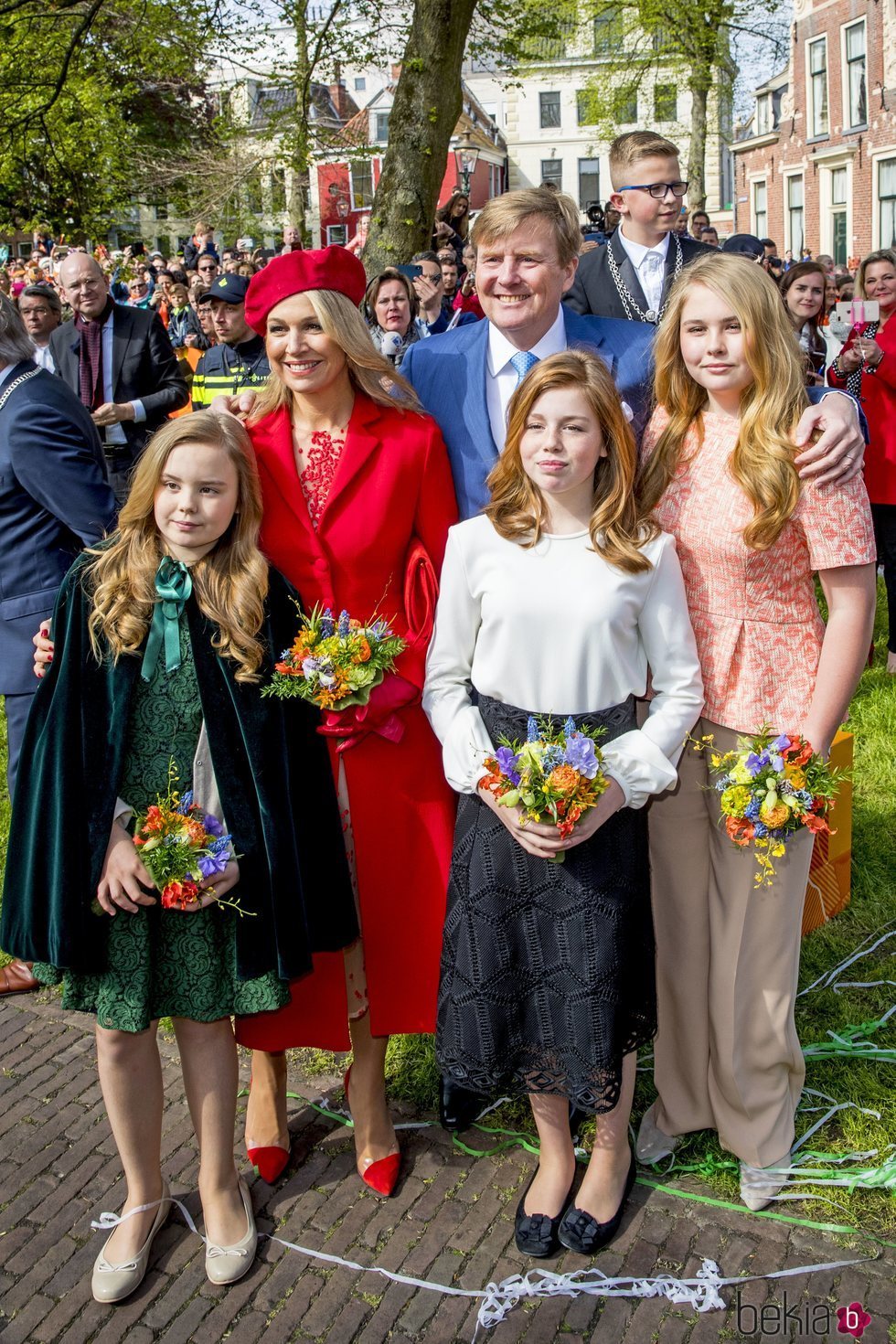 Los Reyes de Holanda junto a sus hijas