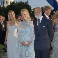 Lady Gabriella Windsor junto a sus padres, los Príncipes Michael de Kent