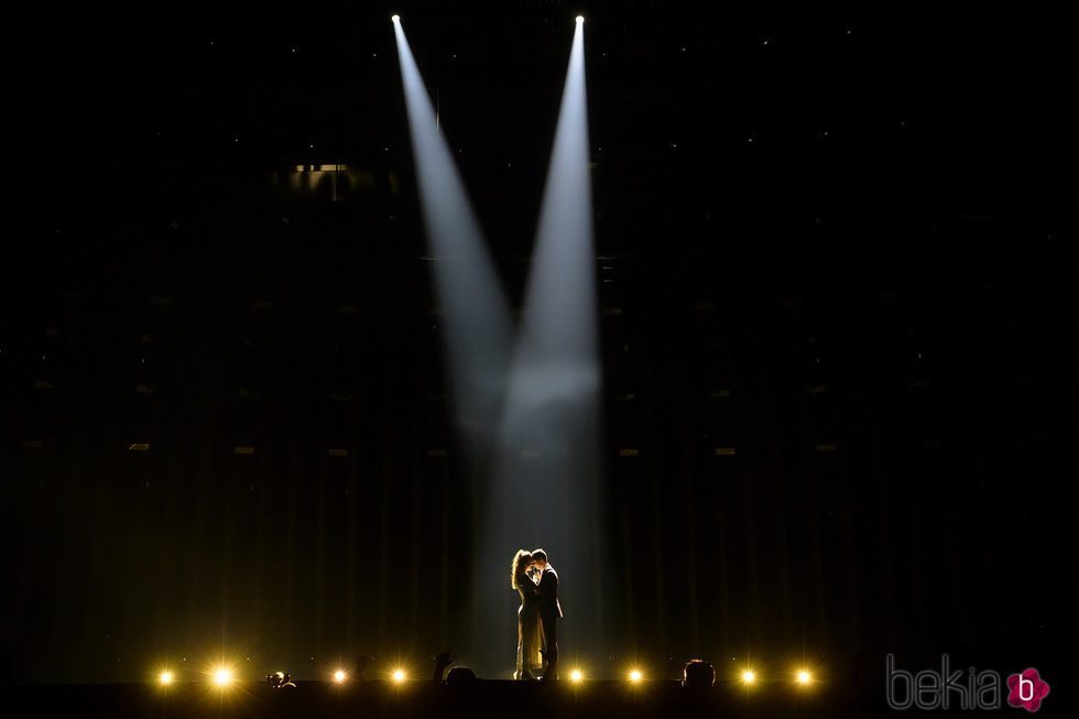 Amaia Romero y Alfred García ensayando en Portugal para Eurovisión 2018