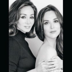 Tamara Falcó junto a Isabel Preysler para felicitar el Día de la Madre 2018