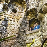 Alfed y Amaia visitando uno de los castillos de Sintra