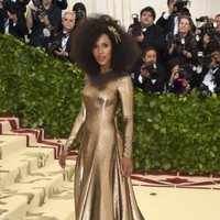 Kerry Washington en la alfombra roja de la Gala MET 2018