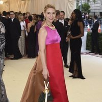 Claire Danes en la alfombra roja de la Gala MET 2018