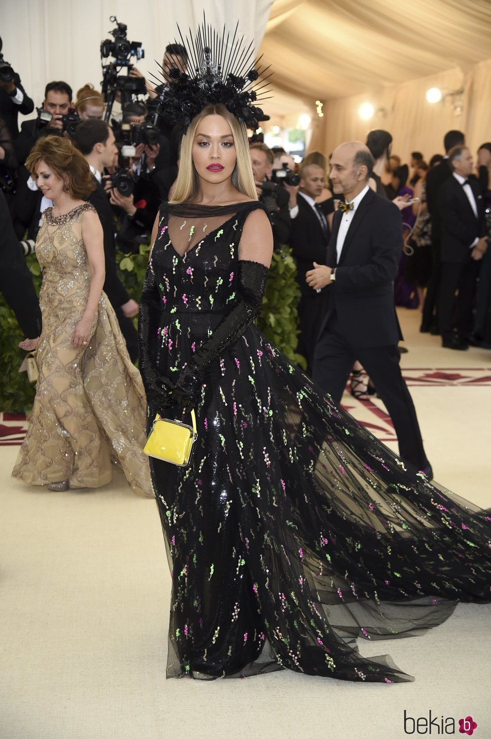 Rita Ora en la alfombra roja de la Gala MET 2018