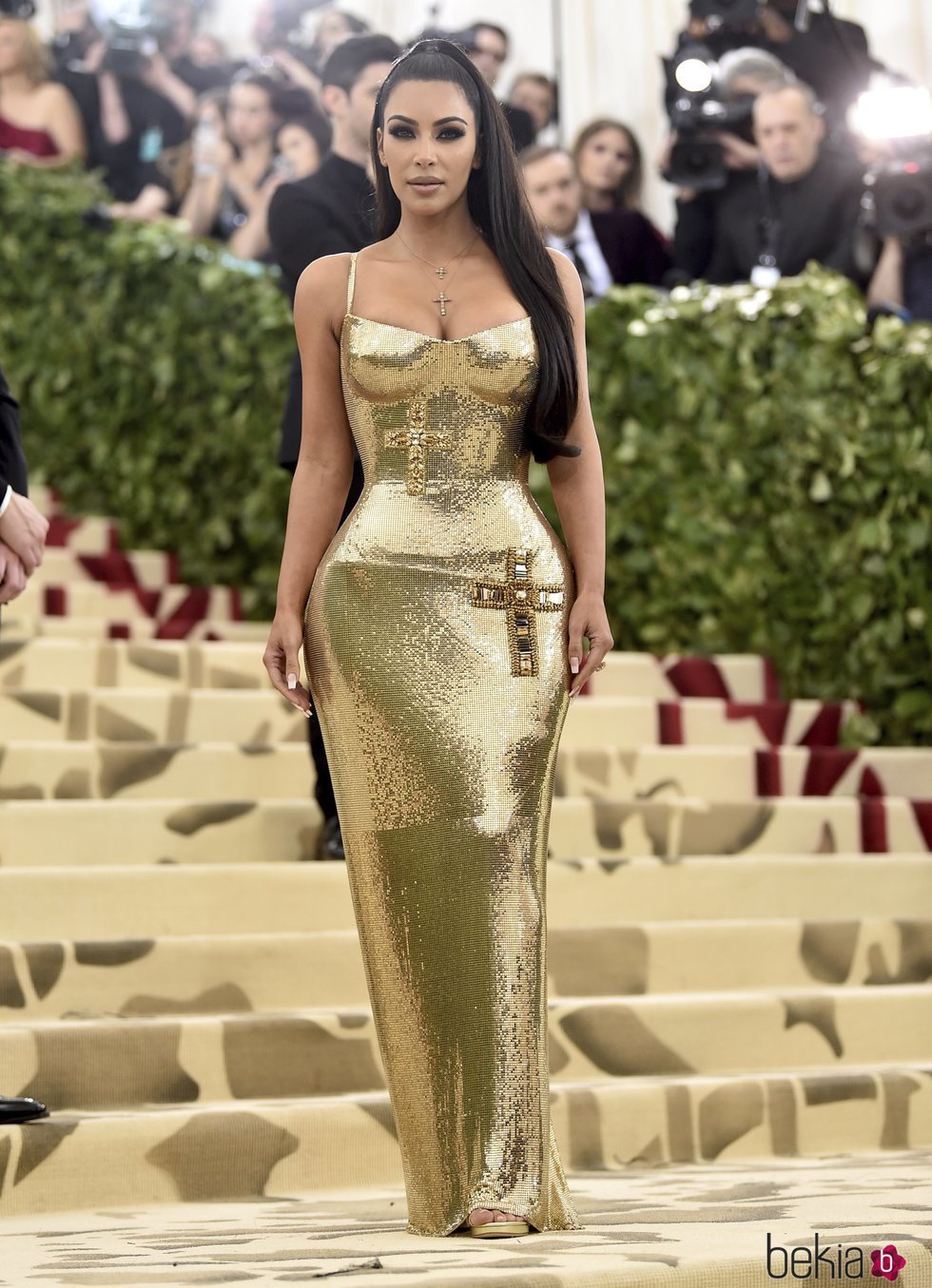 Kim Kardashian en la alfombra roja de la Gala MET 2018