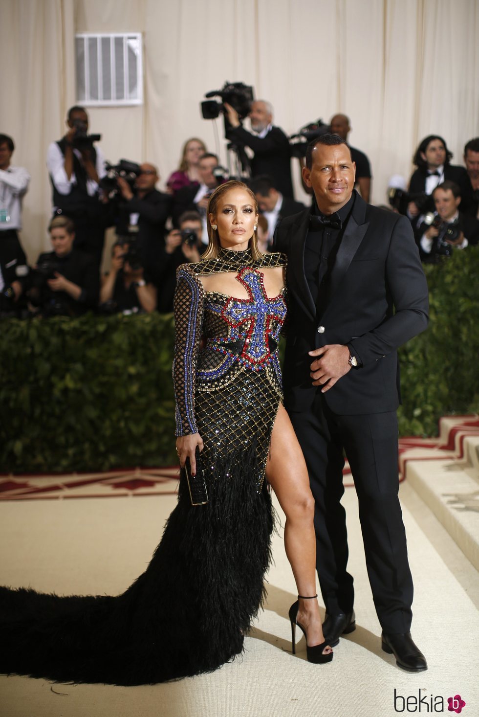 Jennifer Lopez y Alex Rodriguez en la alfombra roja de la Gala MET 2018