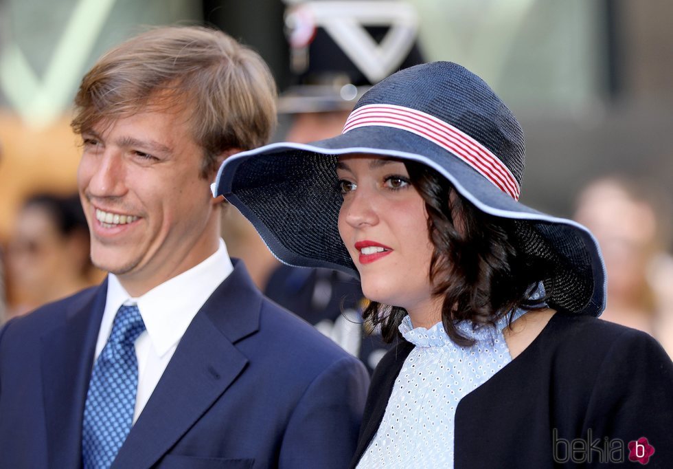 Luis y Alejandra de Luxemburgo en la procesión de la Octava Católica