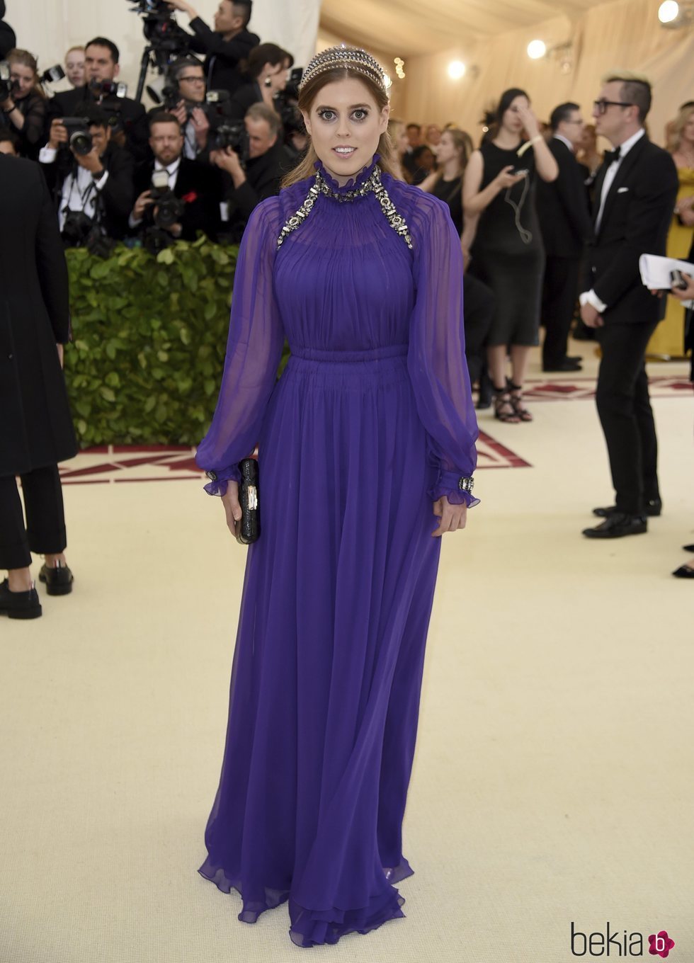 La Princesa Beatriz de York en la alfombra roja de la Gala MET 2018