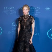 Cate Blanchett en el photocall de la cena inaugural del Festival de Cannes de 2018