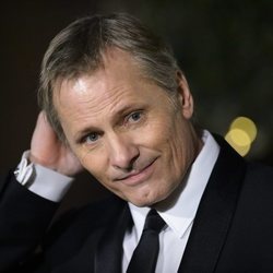 Viggo Mortensen en los Premios de la Academia Británica de EE