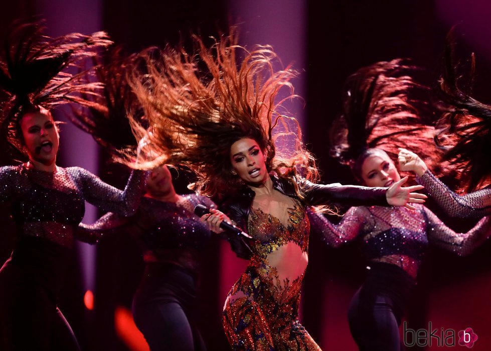 Eleni Foureira, presentando su canción 'Fuego' en el Festival de Eurovisión 2018