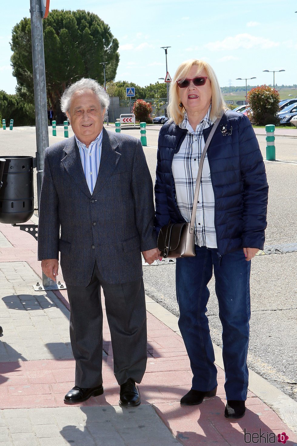 Pepe Carabias en el funeral de Antonio Mercero