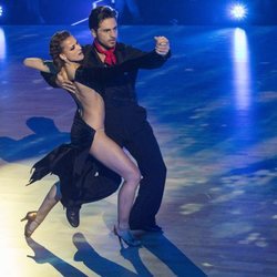 David Bustamante y Yana Olina disfrutando en el escenario de 'Bailando con las estrellas'