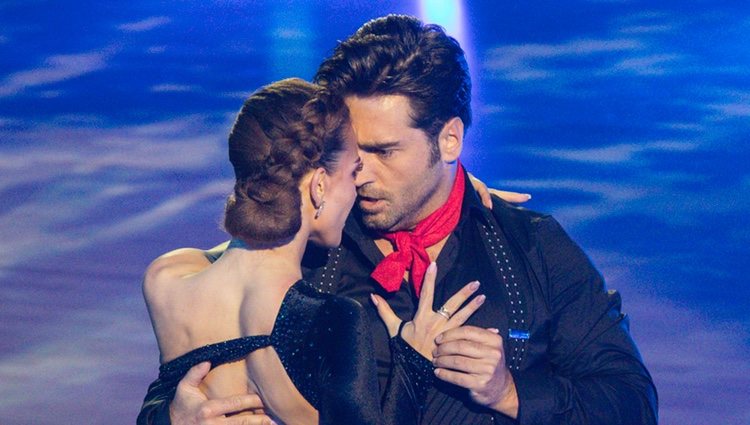 La mirada más que cómplice entre David Bustamante y Yana Olina en 'Bailando con las estrellas'