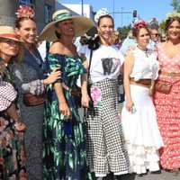 Raquel Bollo y Lucía Hoyos en El Rocío 2018