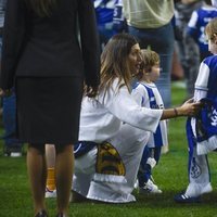 Sara Carbonero celebrando con sus hijos la victoria del Oporto tras ganar la liga portuguesa 2018