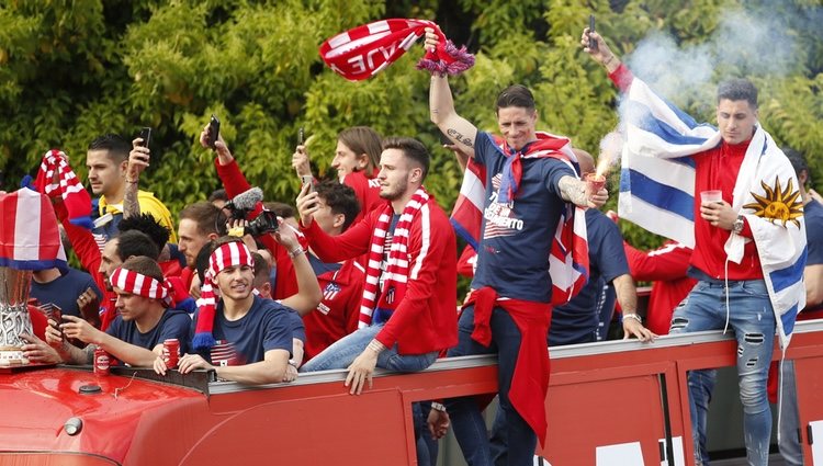 Los jugadores del Atlético de Madrid celebrando el título