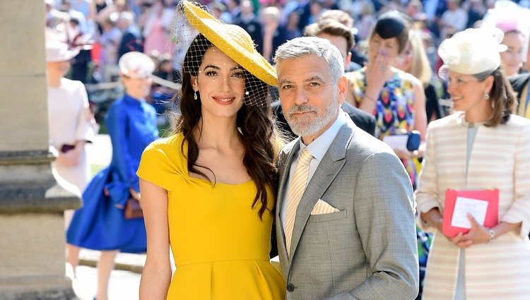 Amal Alamuddin y George Clooney en la boda del Príncipe Harry y Meghan Markle